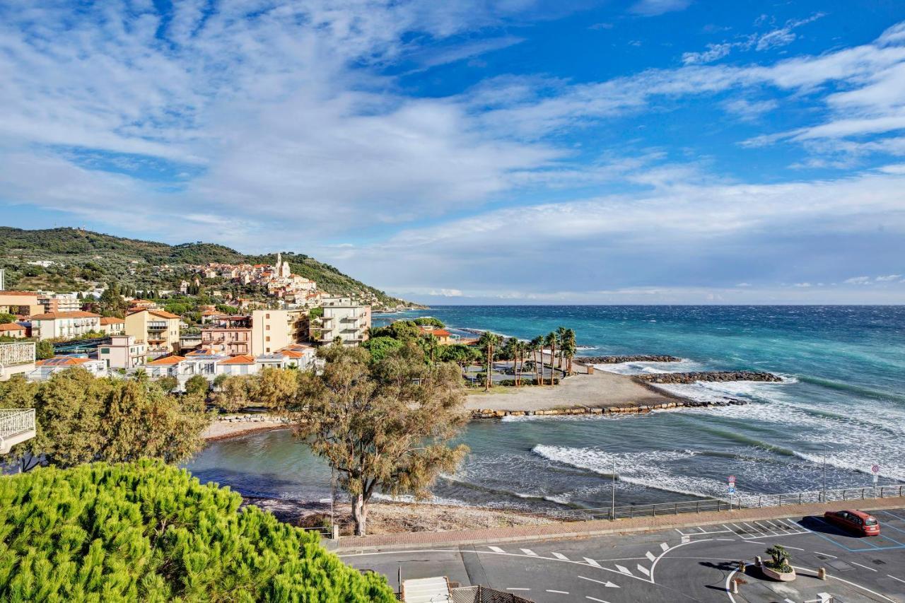 Casa Laura Elena Διαμέρισμα San Bartolomeo Al Mare Εξωτερικό φωτογραφία
